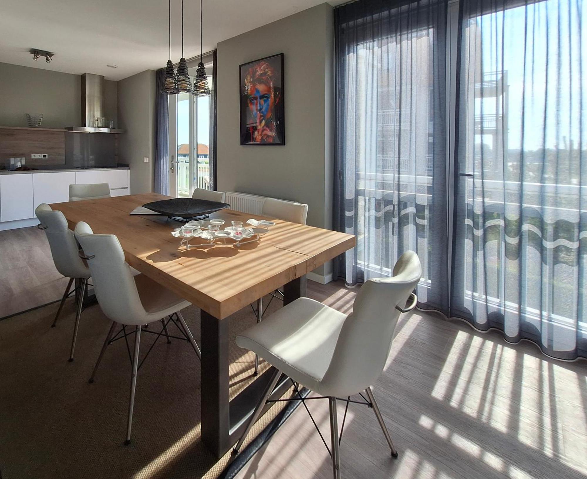 Large Two-Bedroom Apartment